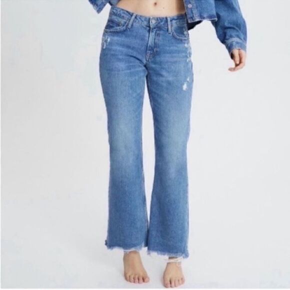 H&M Flare Distressed Blue Jeans (Size 6) - Picture 2 of 8